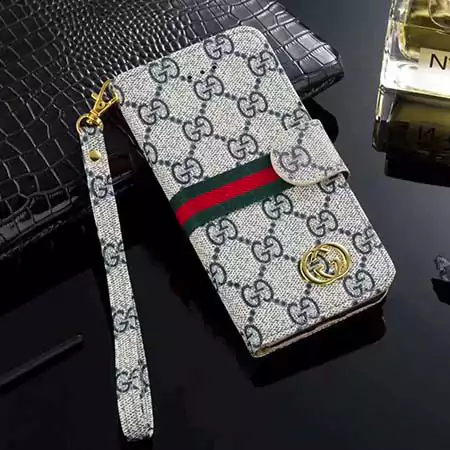 gucci ルイヴィトン バーバリー iphone アイフォン ケース スマホケース 16 16 plus 16 プラス 16 pro 16 プロ 16 pro max 15 14 13 手帳 カード 収納 人気 海外 大人 芸能人 最新 