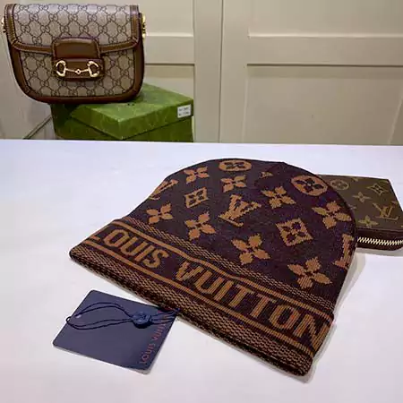 ルイヴィトン lv かわいい 新作 風 30 代 純正 