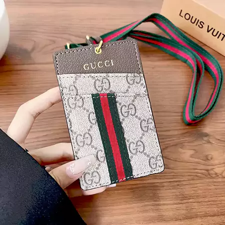 ハイブランド ルイヴィトン lv gucci グッチ burberry バーバリー 流行り 女性 20 代 専門 店 シンプル かわいい 新しい 個性的 高级 芸能人 人気 