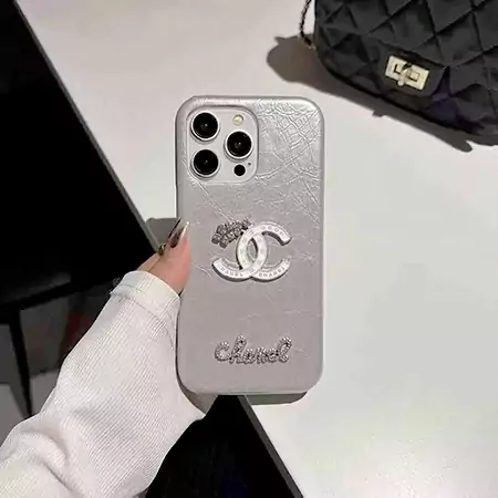 ハイブランド chanel シャネル ケース iphone アイフォン スマホケース 16 16 pro 15 16 pro max 14 plus 13 14 16 plus 15 plus 本革 最強 流行り 全 機種 対応 本物 おしゃれ 新しい 個性的 人気 海外 