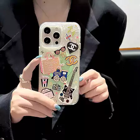 chanel シャネル ハイブランド スマホケース ケース iphone アイフォーン キラキラ 専門 店 可愛い 最強 シリコン 透明 高级 耐衝撃 海外 販売 激安 16 16 plus 15 plus 15 14 13 アイフォン 