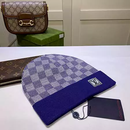 ルイヴィトン lv 海外 ファッション レディース 大人 芸能人 パロディ 値段 