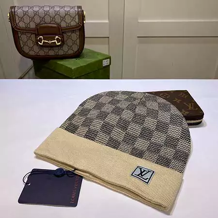 ルイヴィトン lv 海外 ファッション レディース 大人 芸能人 パロディ 値段 