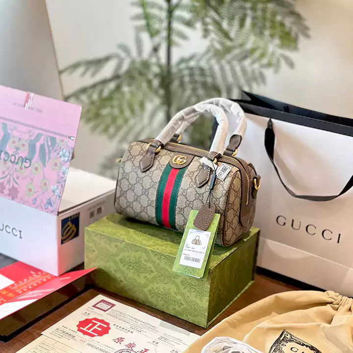 グッチ gucci ファッション 最新 面白い 安い パロディ 人気 