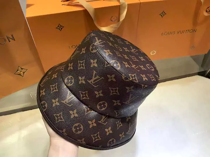 ルイヴィトン lv かわいい 新作 風 女子 純正 通販 