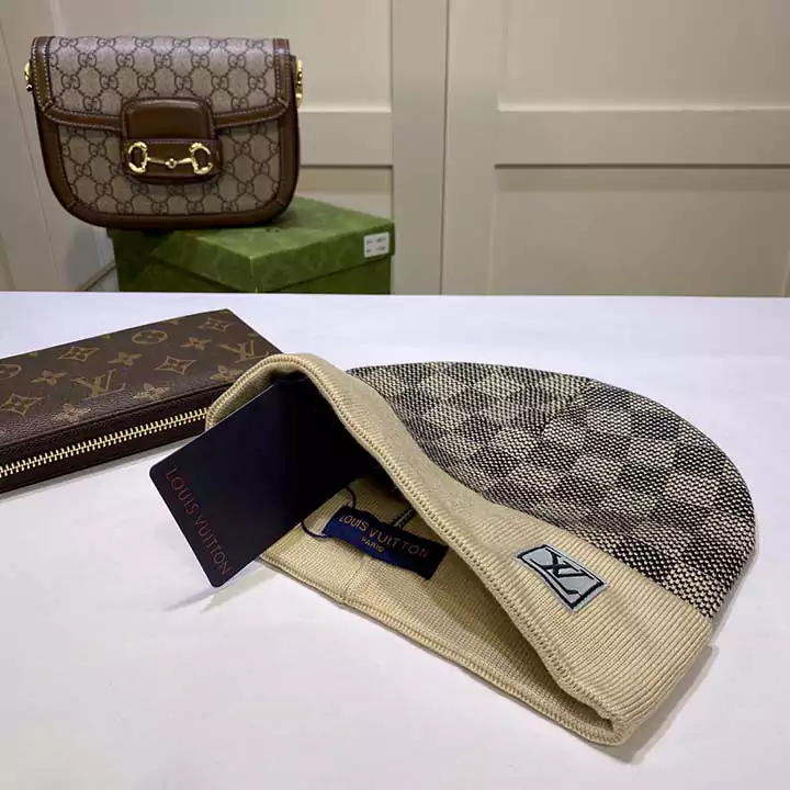 ルイヴィトン lv 海外 ファッション レディース 大人 芸能人 パロディ 値段 