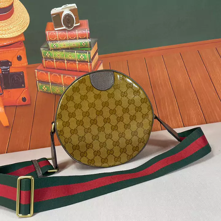 グッチ gucci 人気 海外 レディース 大人 芸能人 パロディ 韓国 