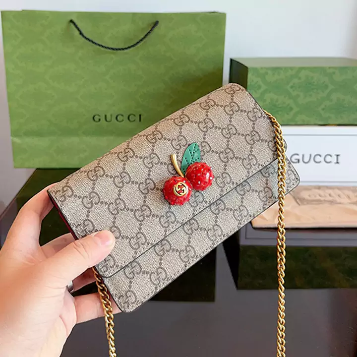 グッチ gucci ファッション 最新 面白い 安い 芸能人 