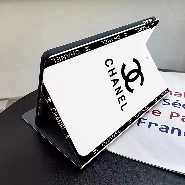 シャネル chanel ハイブランド スマホケース ケース おしゃれ 新しい 個性的 激安 販売 芸能人 海外 耐衝撃 