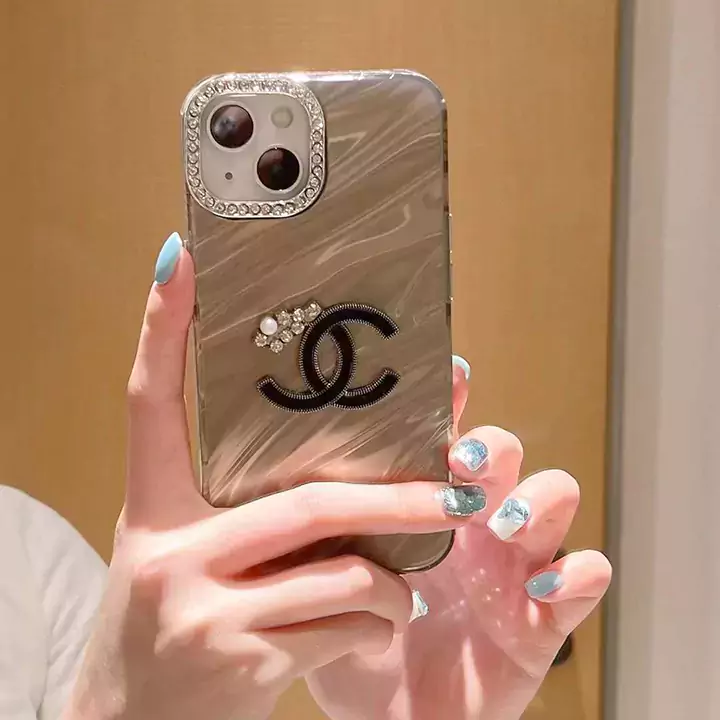 chanel シャネル ブランド 16 ケース アイフォン 16 plus 15 plus 15 14 plus スマホケース シリコン 可愛い 最強 流行り 女性 個性的 新しい おしゃれ 30 代 コピー 耐衝撃 安い 半 透明 iphone 