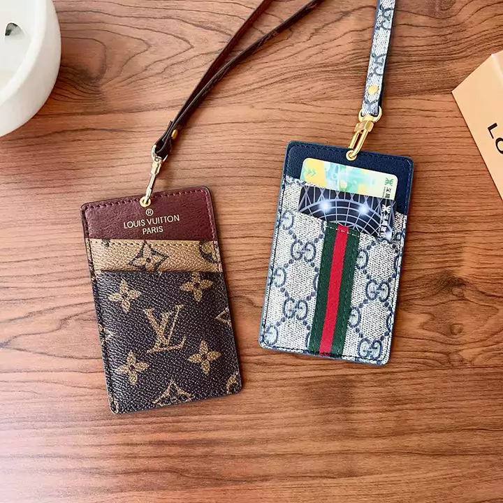 ハイブランド ルイヴィトン lv gucci グッチ burberry バーバリー 流行り 女性 20 代 専門 店 シンプル かわいい 新しい 個性的 高级 芸能人 人気 