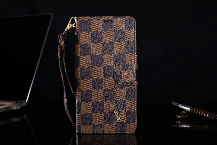 gucci ルイヴィトン バーバリー iphone アイフォン ケース スマホケース 16 16 plus 16 プラス 16 pro 16 プロ 16 pro max 15 14 13 手帳 カード 収納 人気 海外 大人 芸能人 最新 