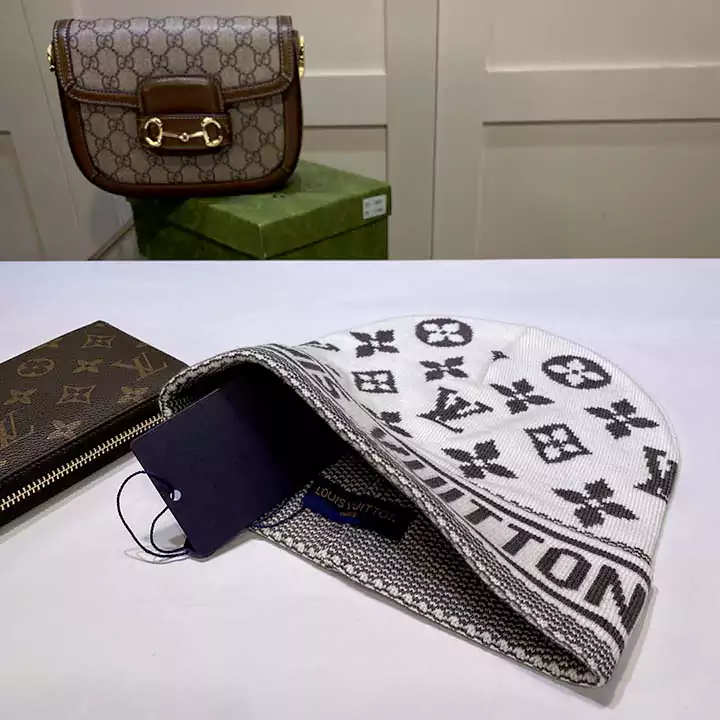 ルイヴィトン lv かわいい 新作 風 30 代 純正 