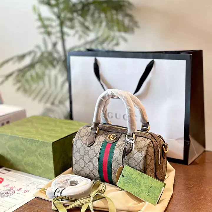 グッチ gucci ファッション 最新 面白い 安い パロディ 人気 