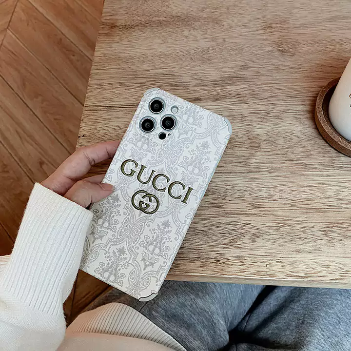 gucci グッチ ケース iphone スマホケース 16 16 plus 16 プラス 16 pro 16 プロ 16 pro max 15 14 13 15 plus ブランド 最新 安い 新しい 個性的 シンプル 全 機種 対応 最強 